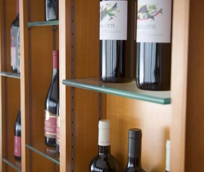 Fotos del hotel Senbhotel:  6