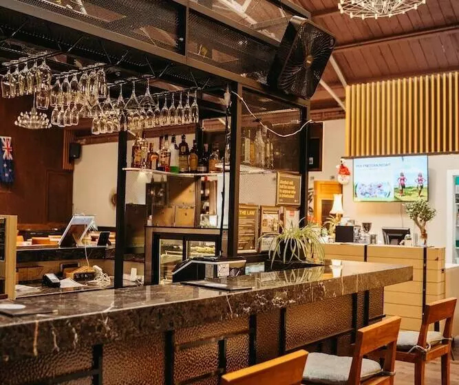 Fotos del hotel Auckland City Hotel - Hobson St:  10