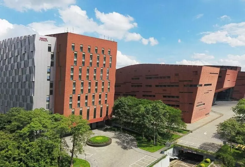 Fotos del hotel Guangzhou Baiyun International Convention Center:  9