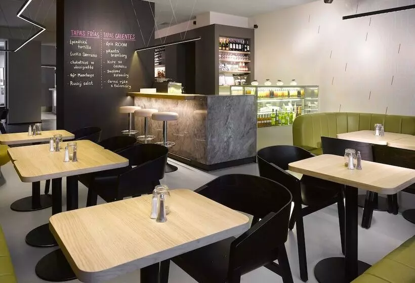 Fotos del hotel The Icon  & Lounge:  10