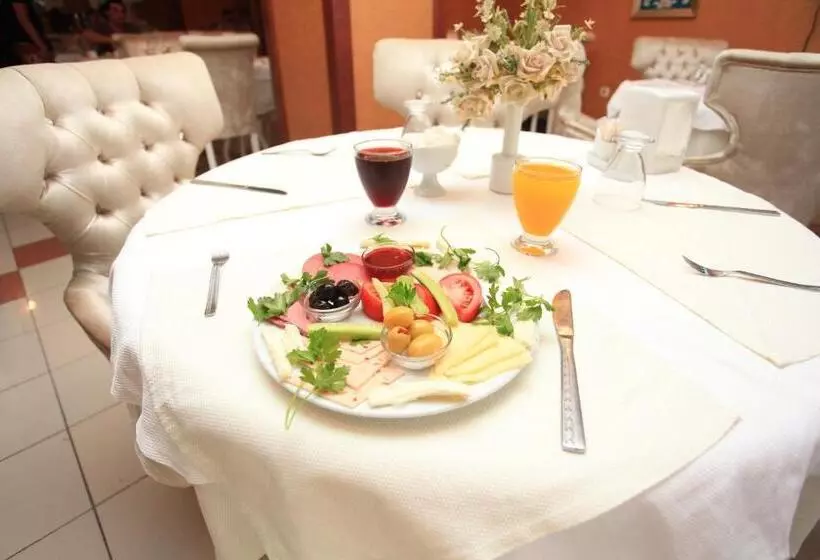 Fotos del hotel Turvan:  13