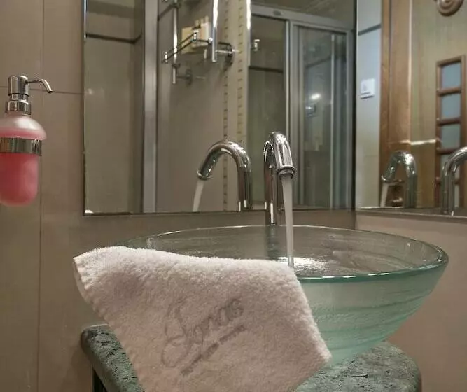 Fotos del hotel Ionas Boutique:  4