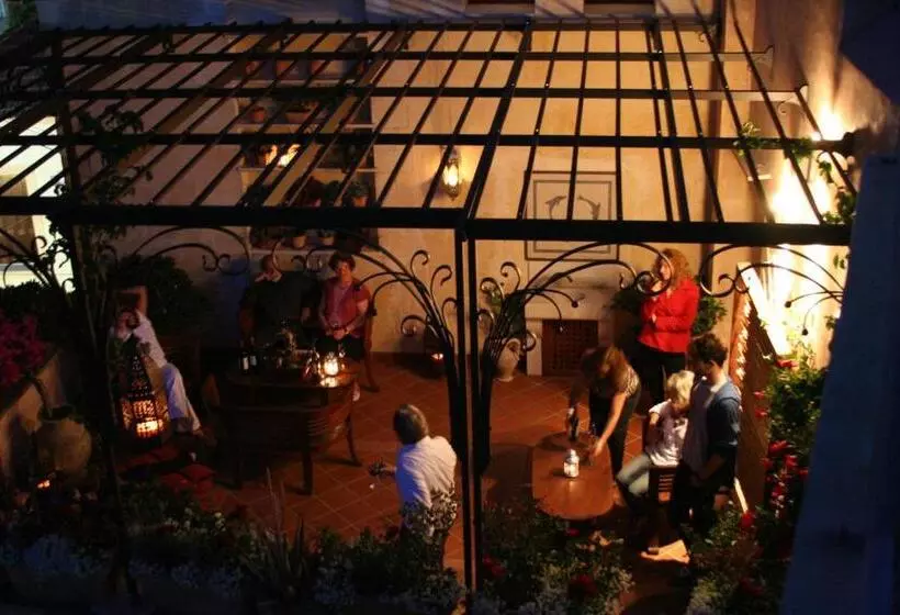 Fotos del hotel Ionas Boutique:  15