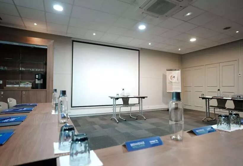 Fotos del hotel Campanile Roissy:  24