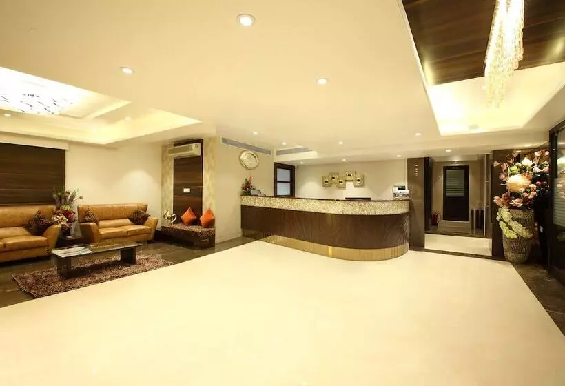 Fotos del hotel Suba Palace:  2