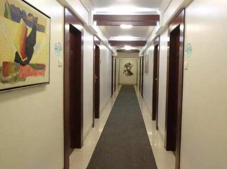 Fotos del hotel Suba Palace:  11