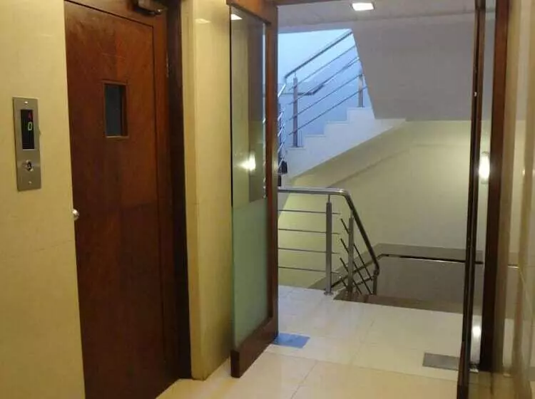 Fotos del hotel Suba Palace:  13