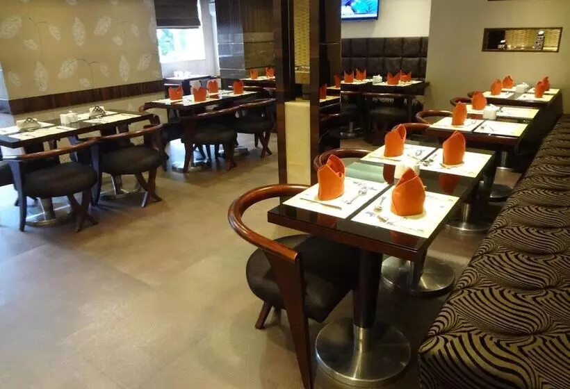 Fotos del hotel Suba Palace:  3