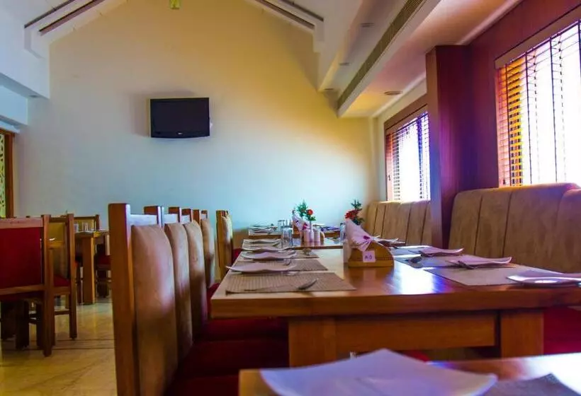 Fotos del hotel Royal Regency Lifotel By Crossway:  21