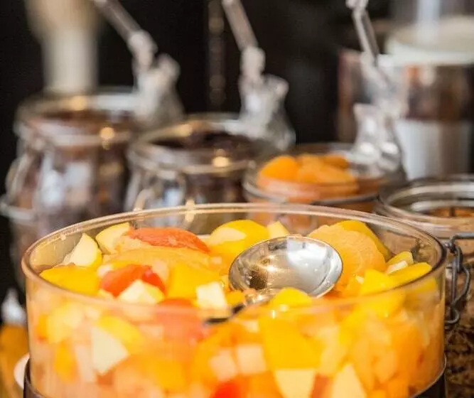 Fotos del hotel Hôtel De Bellevue Paris Gare Du Nord:  17