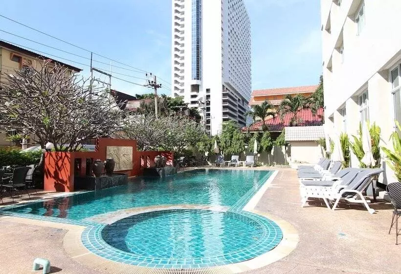 Fotos del hotel Crown Pattaya Beach:  15