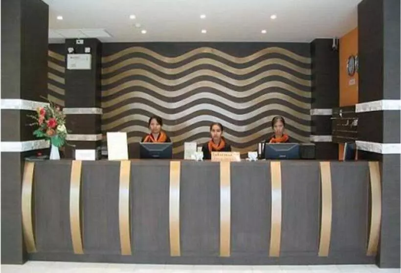 Fotos del hotel Crown Pattaya Beach:  16