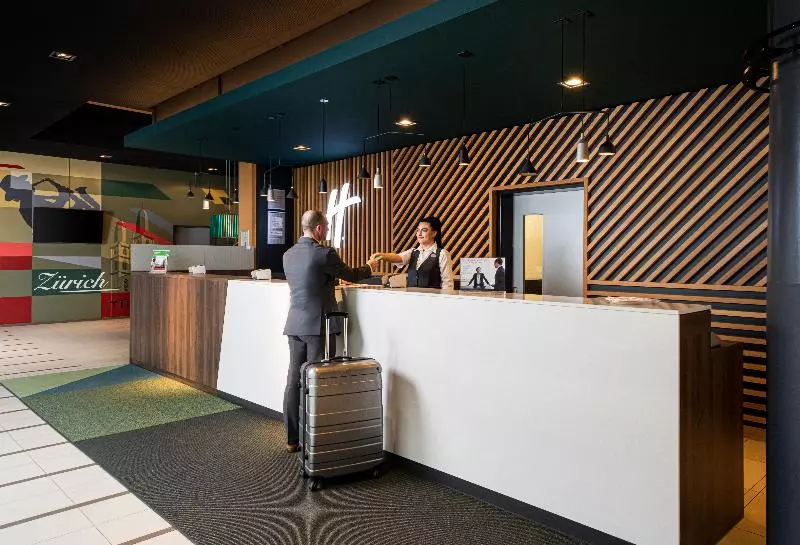 Fotos del hotel Holiday Inn Zürich Messe, An Ihg:  14