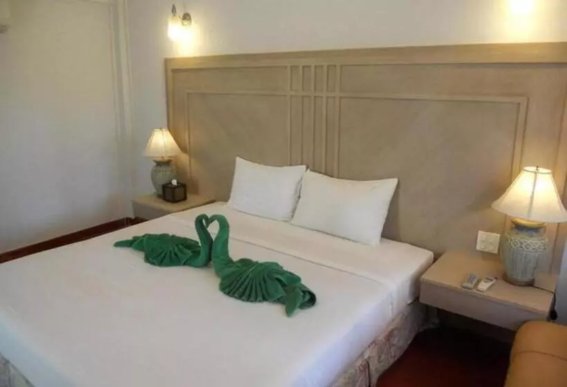 Fotos del hotel Nakara Long Beach Resort:  11