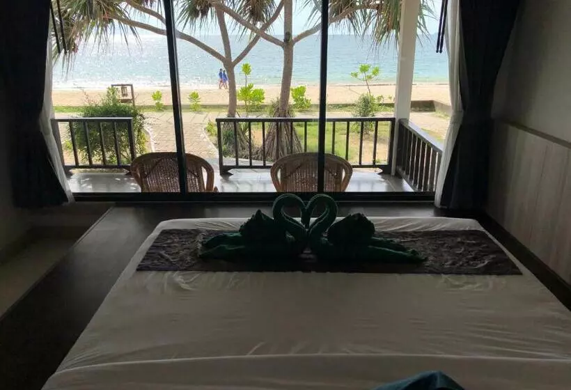 Fotos del hotel Nakara Long Beach Resort:  16