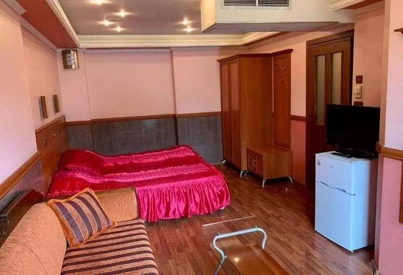 Fotos del hotel California:  11