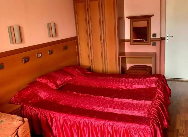 Fotos del hotel California:  23