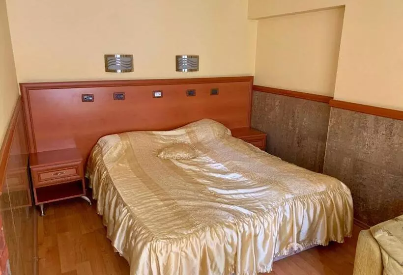 Fotos del hotel California:  14