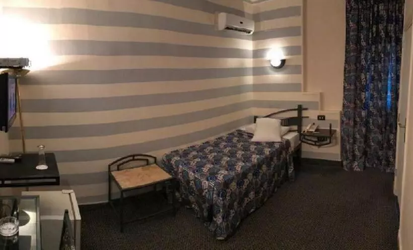 Fotos del hotel Havana Hotel Cairo:  2