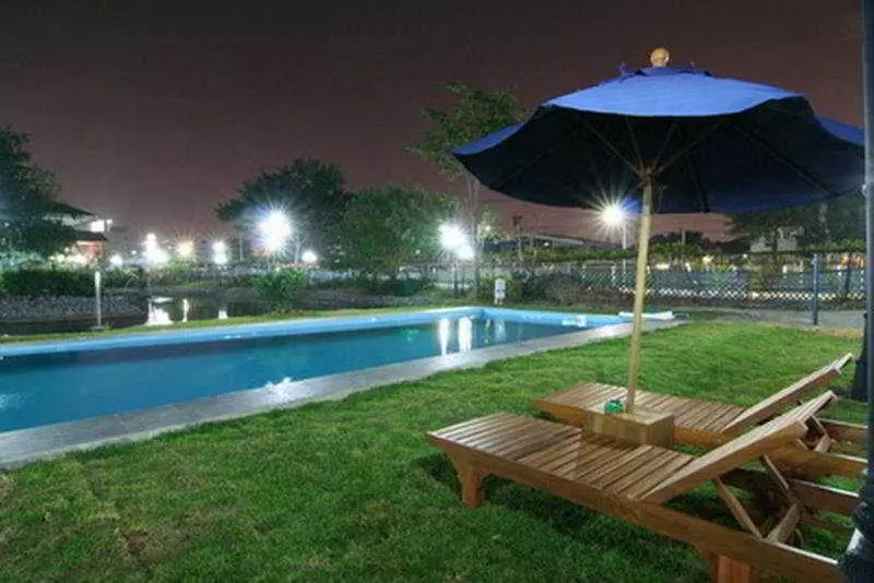 Fotos del hotel 13 Coins Airport Grand Resort:  2