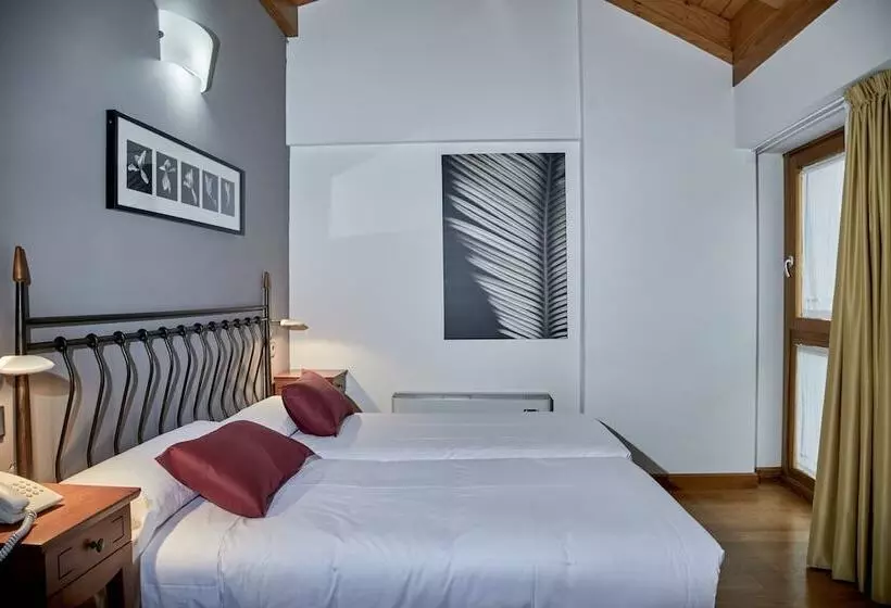 Fotos del hotel Hotel Casa Azcona:  19
