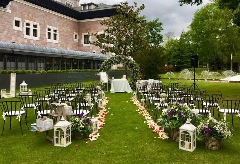 Fotos del hotel Castillo Del Bosque La Zoreda:  13