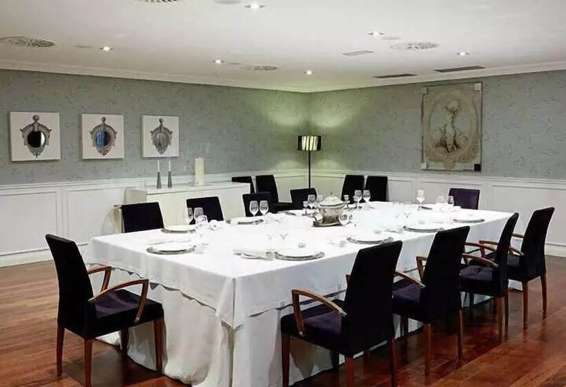 Fotos del hotel Castillo Del Bosque La Zoreda:  2