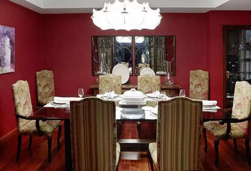 Fotos del hotel Castillo Del Bosque La Zoreda:  1