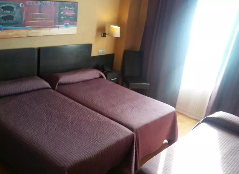 Fotos del hotel El Espinar:  23