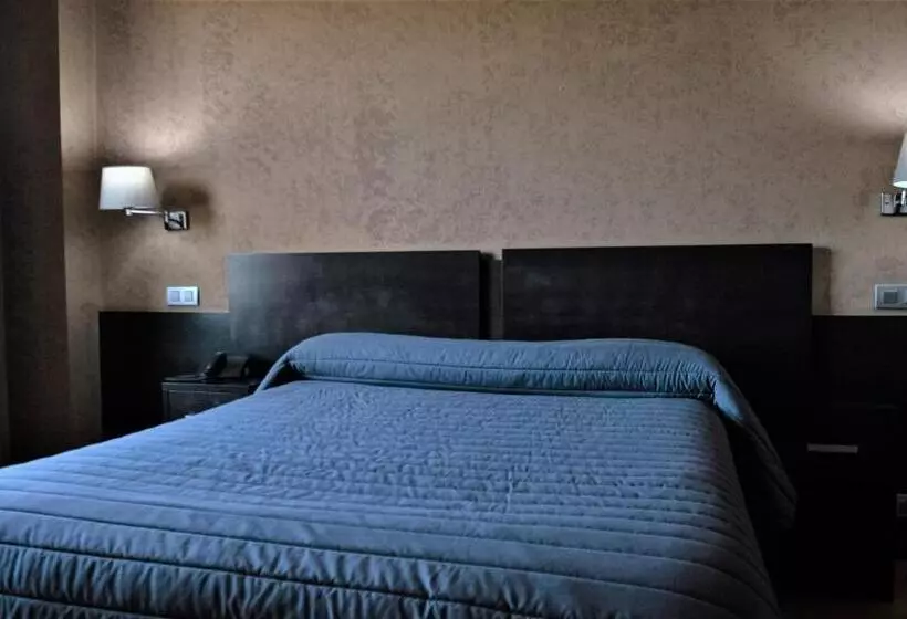 Fotos del hotel El Espinar:  24