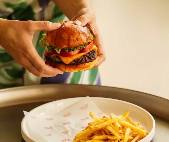 Fotos del hotel Cala Llonga Resort:  10