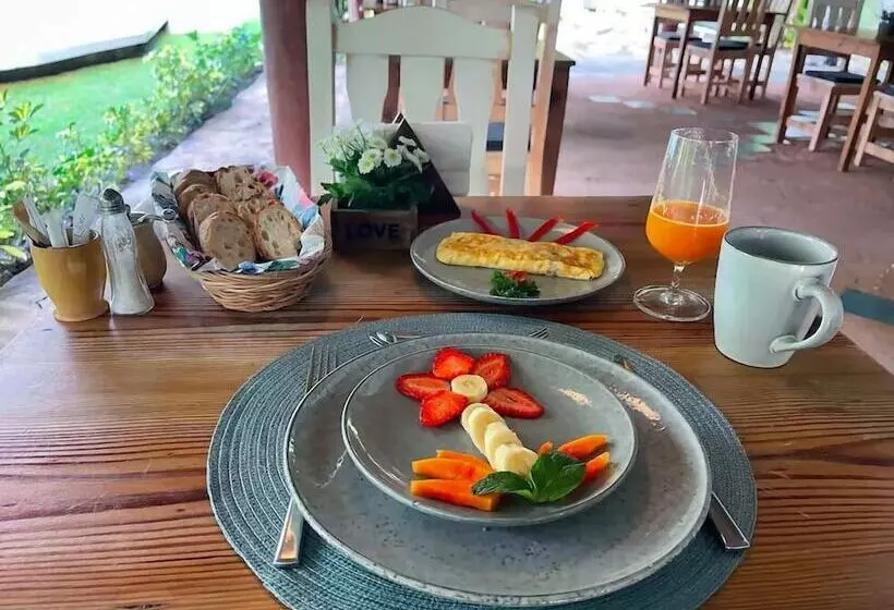 Fotos del hotel Hotel La Tortuga:  2