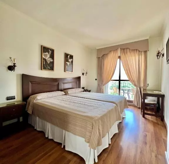 Fotos del hotel Los Dólmenes:  12