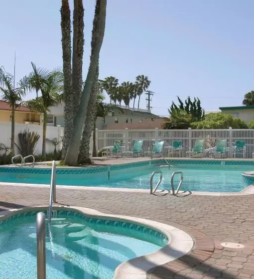 Fotos del hotel Capri By The Sea By All Seasons Resort Lodging:  3