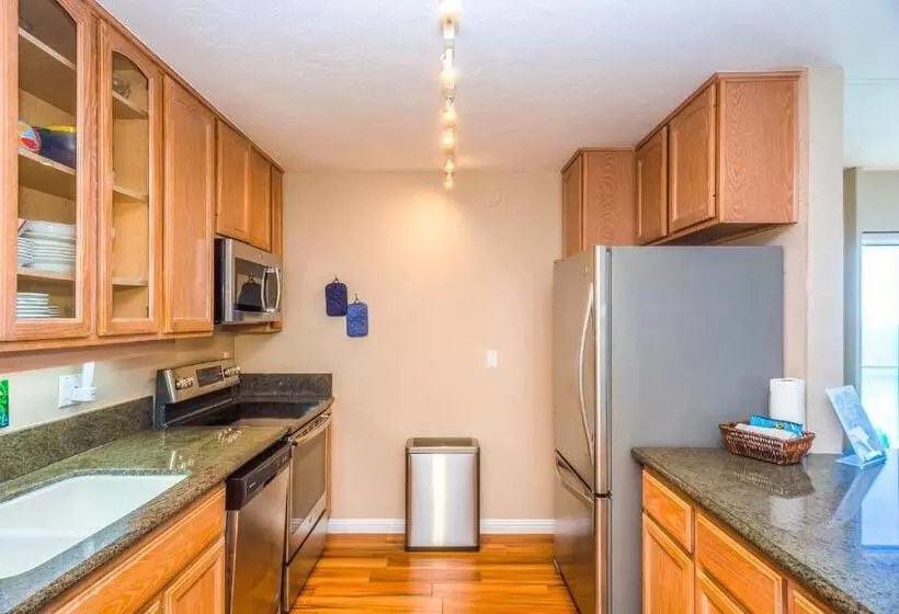 Fotos del hotel Capri By The Sea By All Seasons Resort Lodging:  17