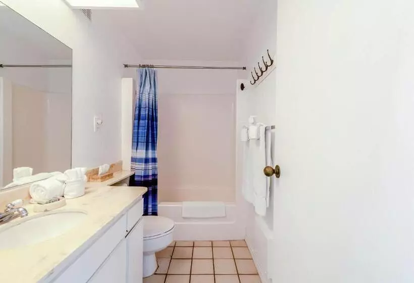 Fotos del hotel Capri By The Sea By All Seasons Resort Lodging:  8