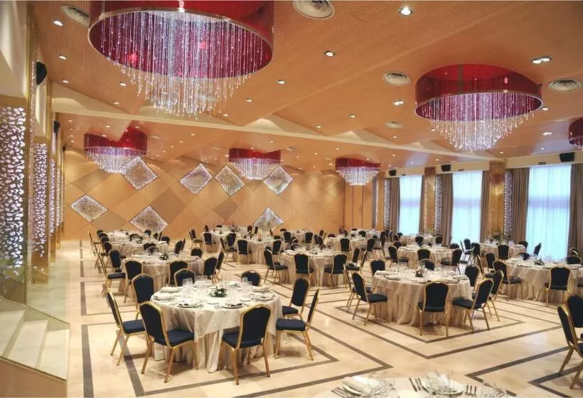 Fotos del hotel Beatriz Albacete:  3