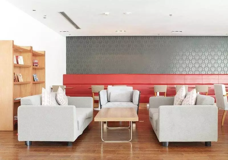 Fotos del hotel Holiday Inn Express Beijing Minzuyuan, An Ihg:  3