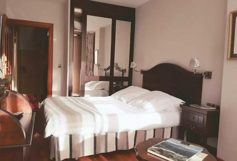 Fotos del hotel Indiana Llanes:  8