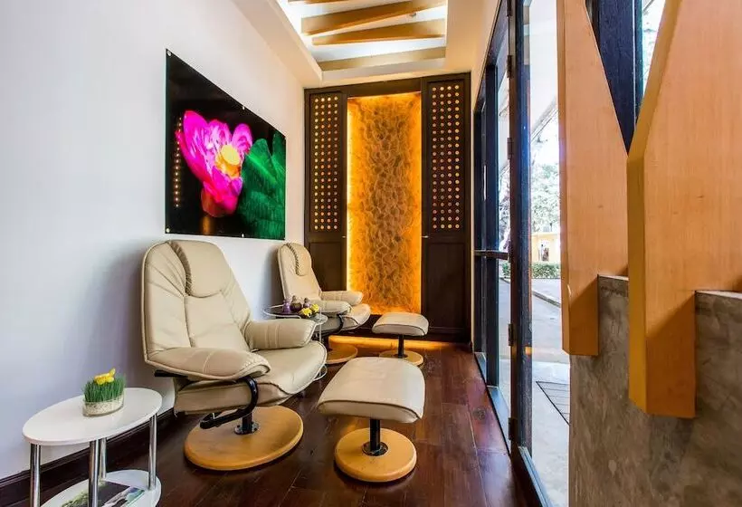 Fotos del hotel Nai Yang Beach Resort & Spa:  24