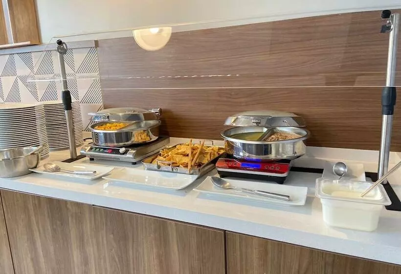 Fotos del hotel City Express Morelia:  12