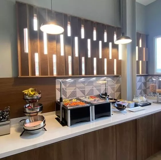 Fotos del hotel City Express Morelia:  10