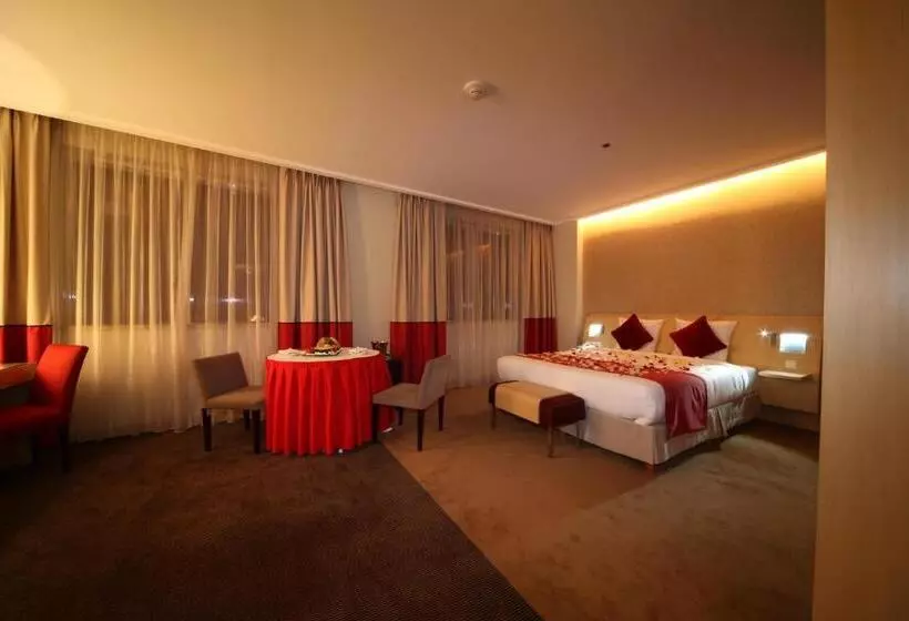 Fotos del hotel Novotel Riyadh Al Anoud:  3