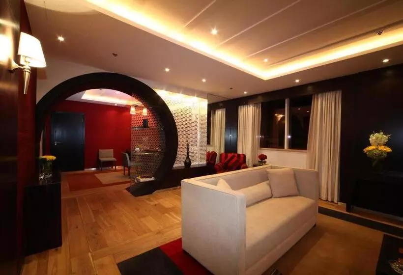 Fotos del hotel Novotel Riyadh Al Anoud:  7