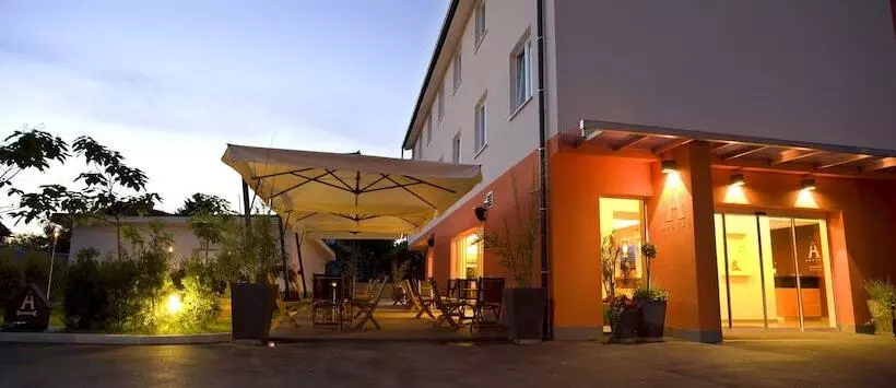 Fotos del hotel Ahotel Ljubljana:  2