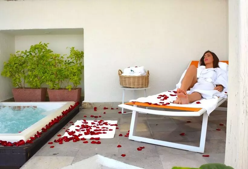 Fotos del hotel Doña Urraca Hotel & Spa:  12