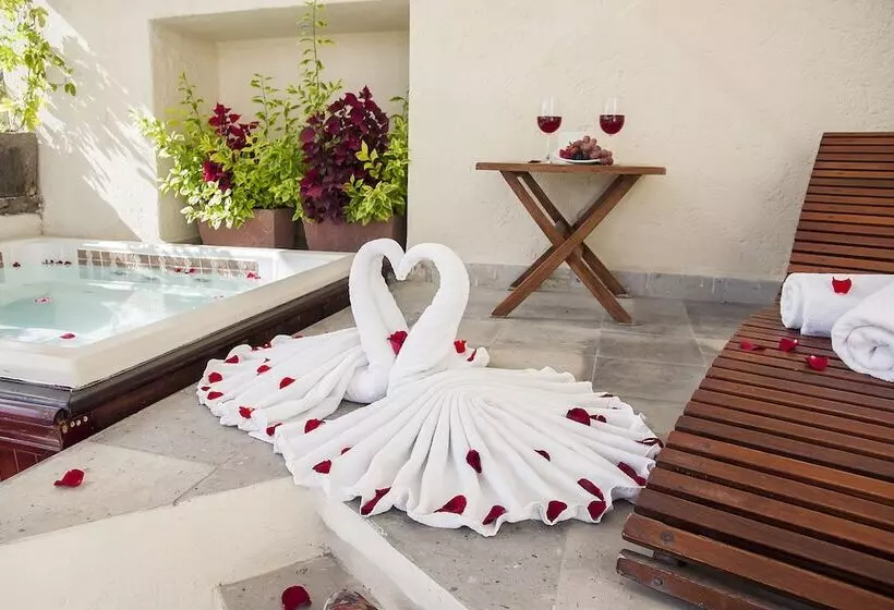 Fotos del hotel Doña Urraca Hotel & Spa:  6