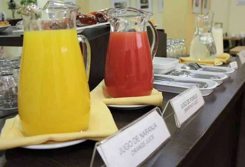 Fotos del hotel 8 De Octubre:  25