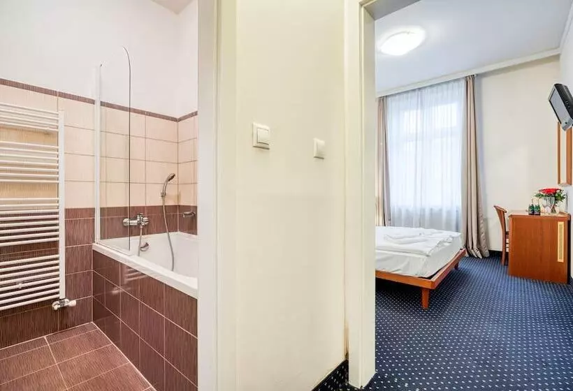 Fotos del hotel Europa:  25