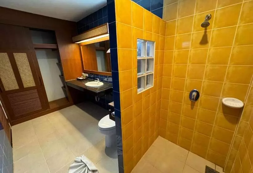 Fotos del hotel Lanta Resort:  10